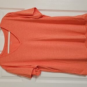 NWOT peach Orange mango Peach sorbet Dri fit Short Sleeve V Neck Tee